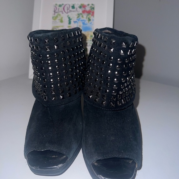 Kenneth Cole Studded Black Peep Toe Ankle Boots - Picture 8 of 14